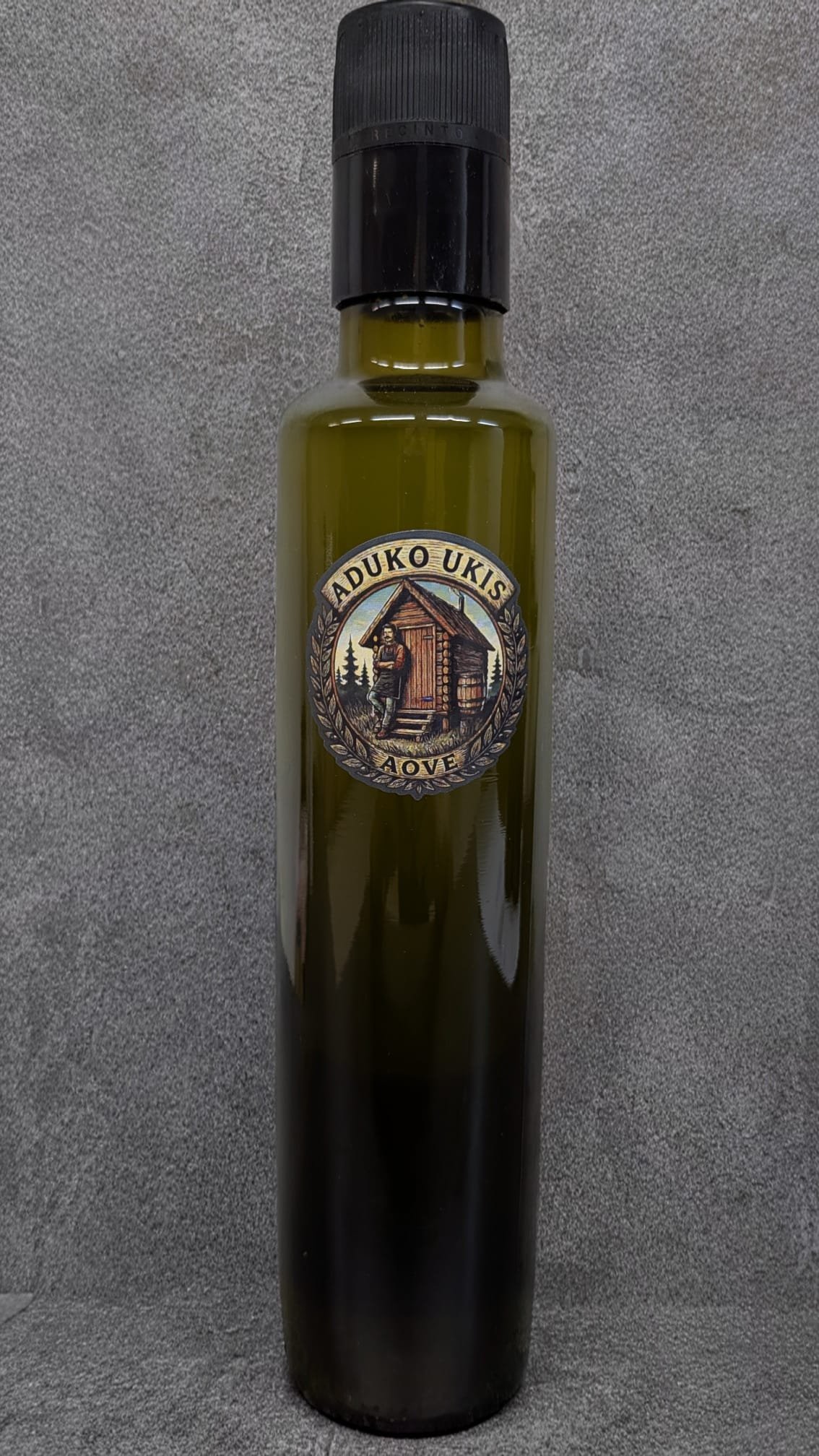 Aduko Ūkio Pirmo šalto spaudimo nefiltruotas alyvuogių aliejus 0.5l